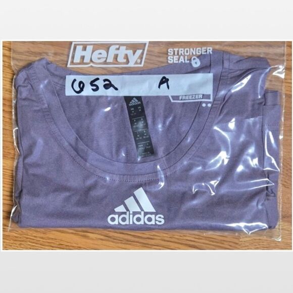 Adidas T-Shirt Top Womens Medium Purple Athletic Sports Short Sleeve Tee - Picture 14 of 14
